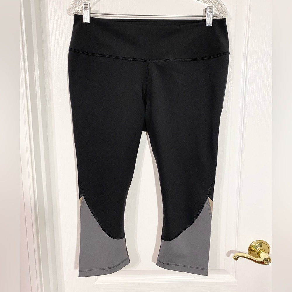 Mission VaporActive Capri Leggings Black Gray Tan XL